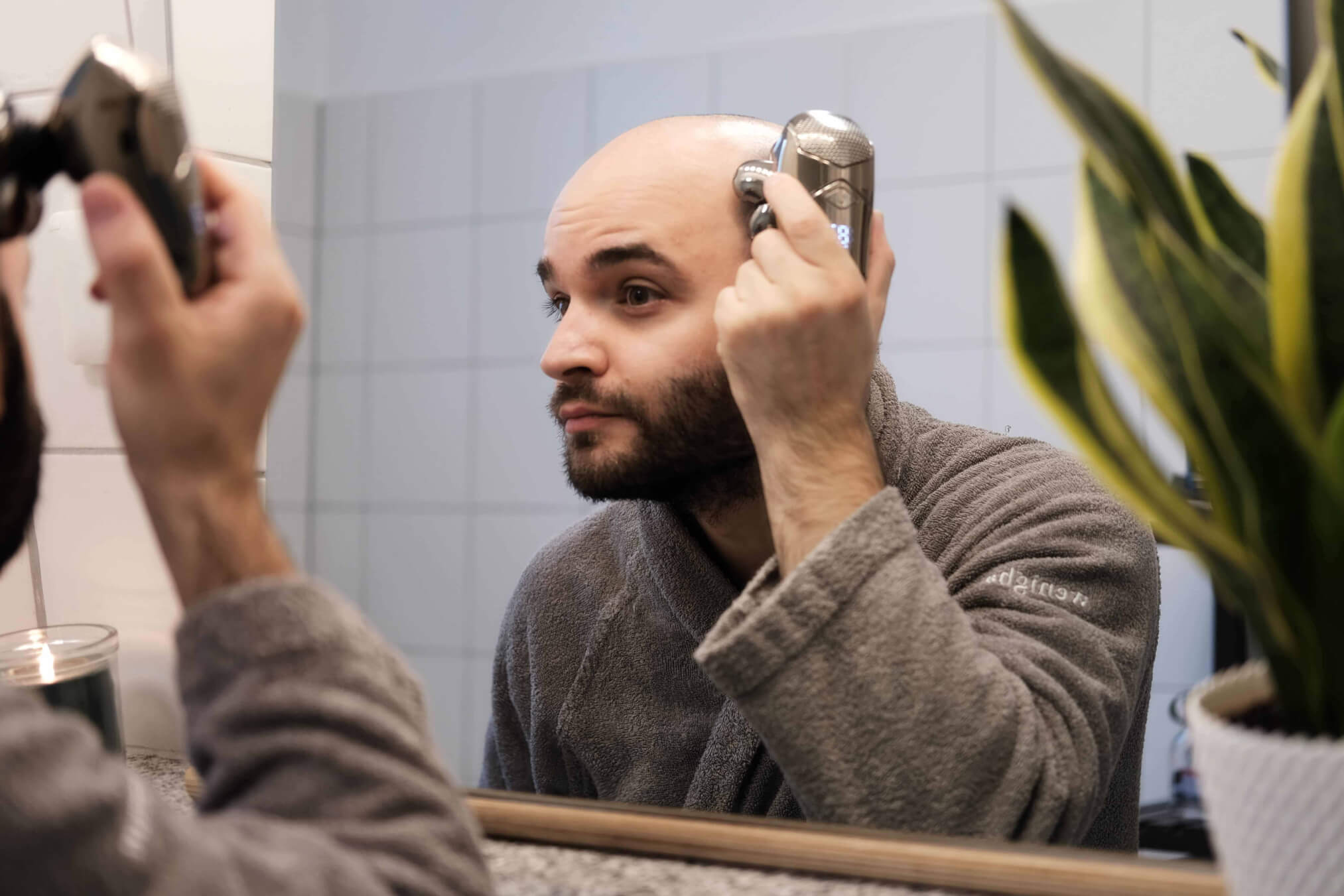 STUDIO CHRISTOS STAVROU wenighair glatze rasieren